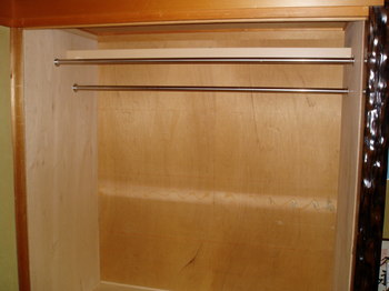 瀬戸市　リフォーム現場　枕棚ハンガーパイプ取り付け